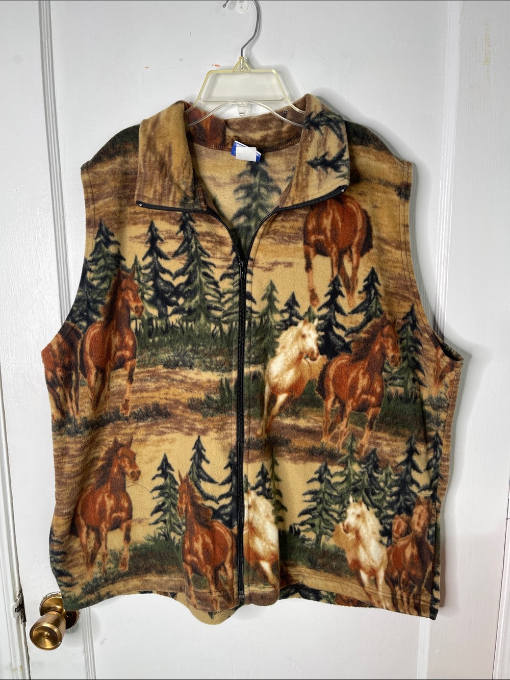PFI Horse Fleece Vest 1XL USA YKK Ladies Pockets Zip Front Soft Trees Forest